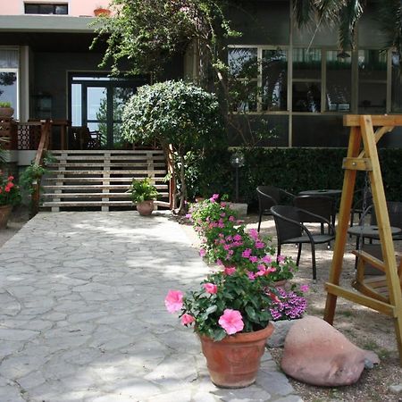 Hotel Maristella Cavo Exterior foto